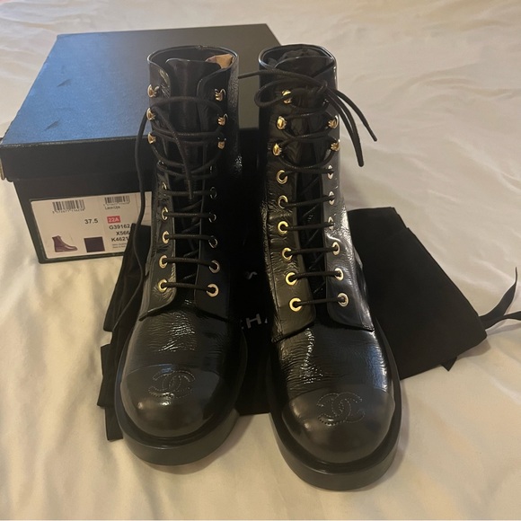 New Chanel Shiny Goatskin Cap Toe Combat Boots 37.5 Black $1850 - Picture 6 of 16